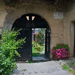 La Trebede 2* Перросо