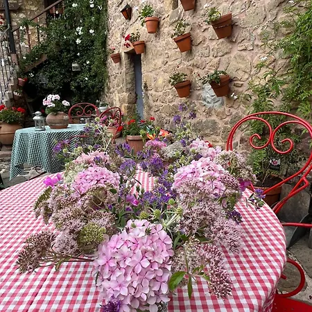 La Trebede Inn Perrozo