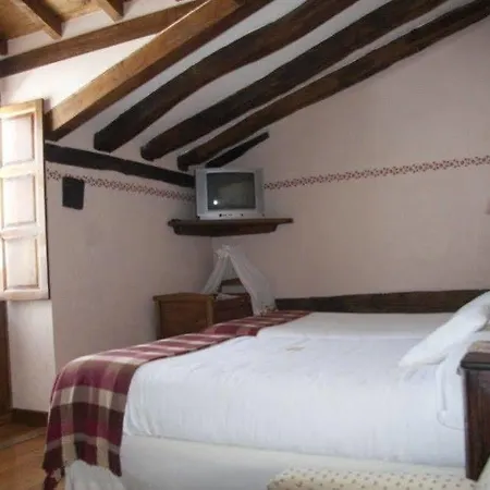 La Trebede 2*